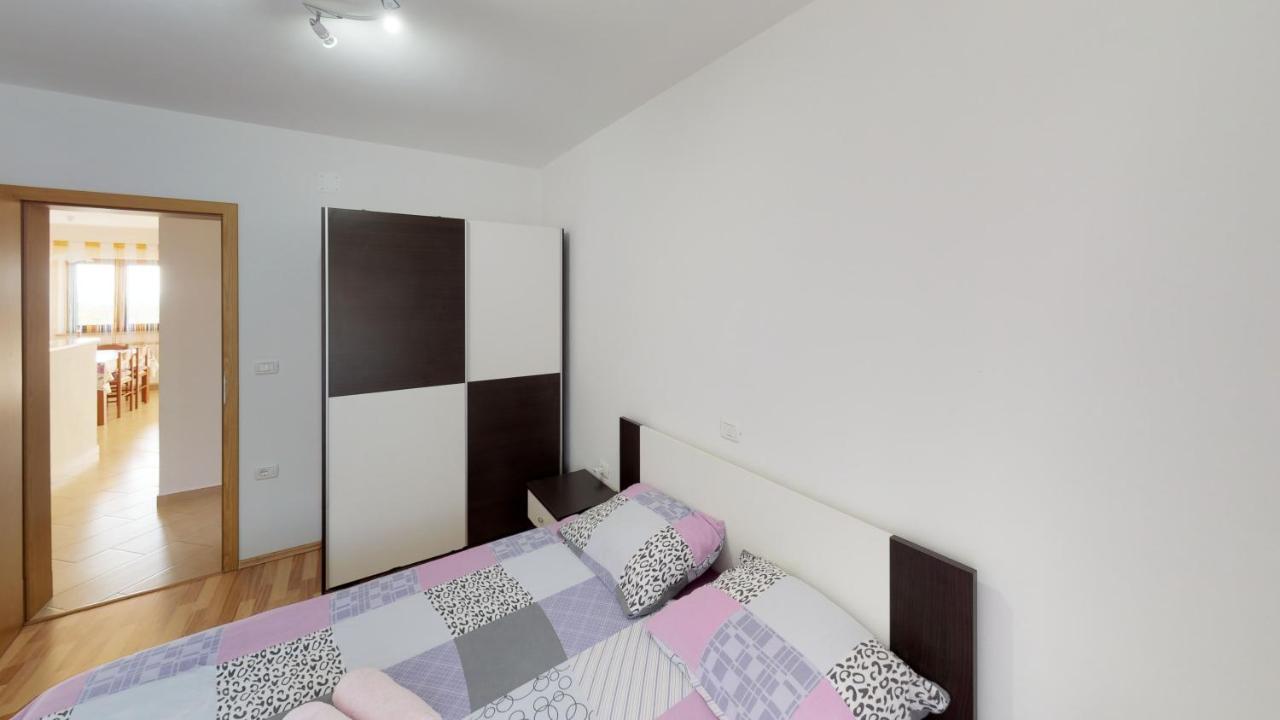Apartments Goga Умаг Экстерьер фото